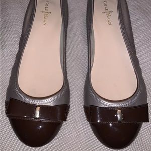 Cole Haan Ballet Slipper Shoe Slip On 7B Bronze Leather & Dk Brown Toe Bow